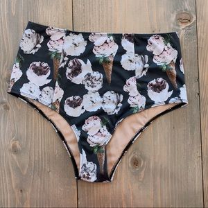 Kortni Jeane - Cut High Bottoms